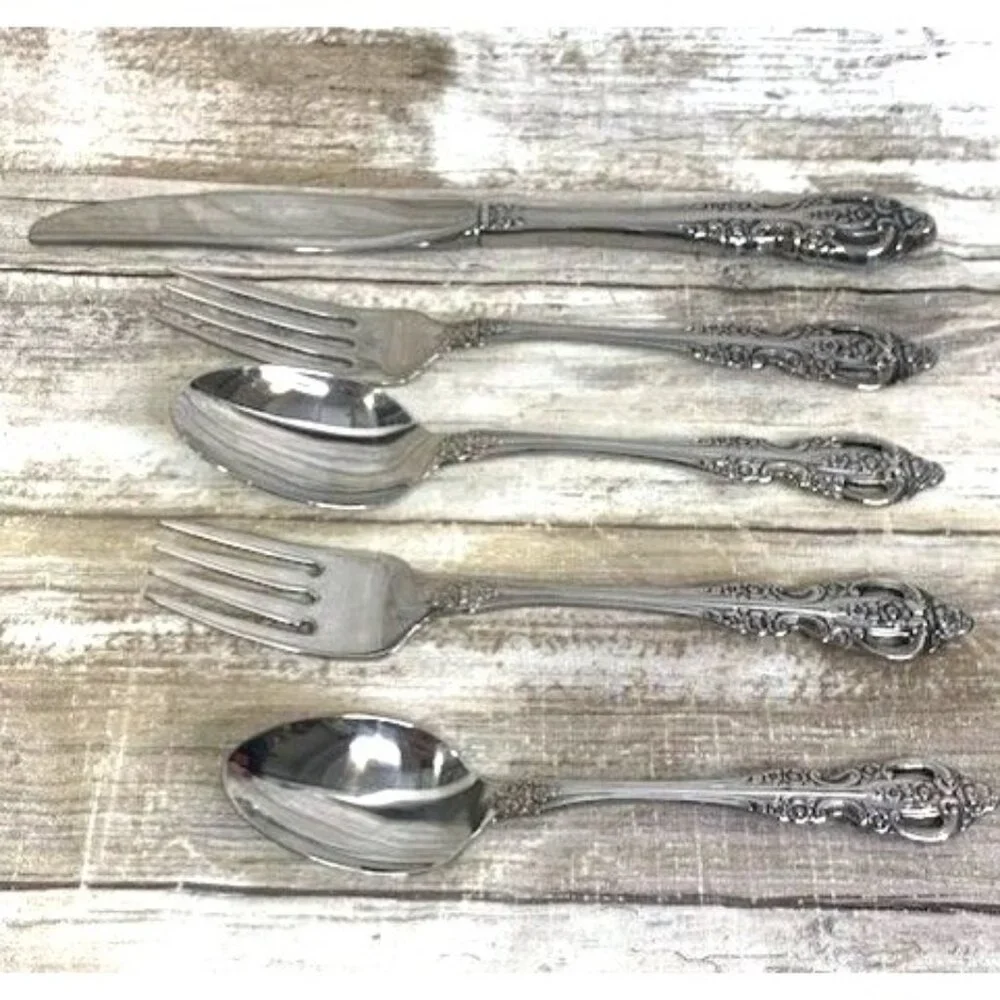 Oneida S.S.S. By Oneida Renoir Pembrooke Flatware Set 5-Piece Stainless Steel‎